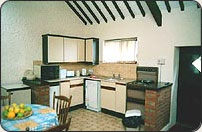 ysgubkitchen.jpg (9160 bytes)